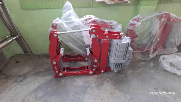 Phanh thủy lực cầu trục 2